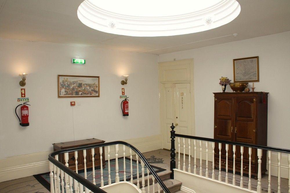Alvares Cabral Guesthouse Porto Luaran gambar