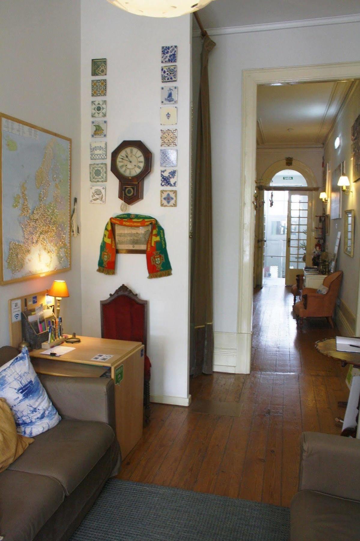 Alvares Cabral Guesthouse Porto Luaran gambar