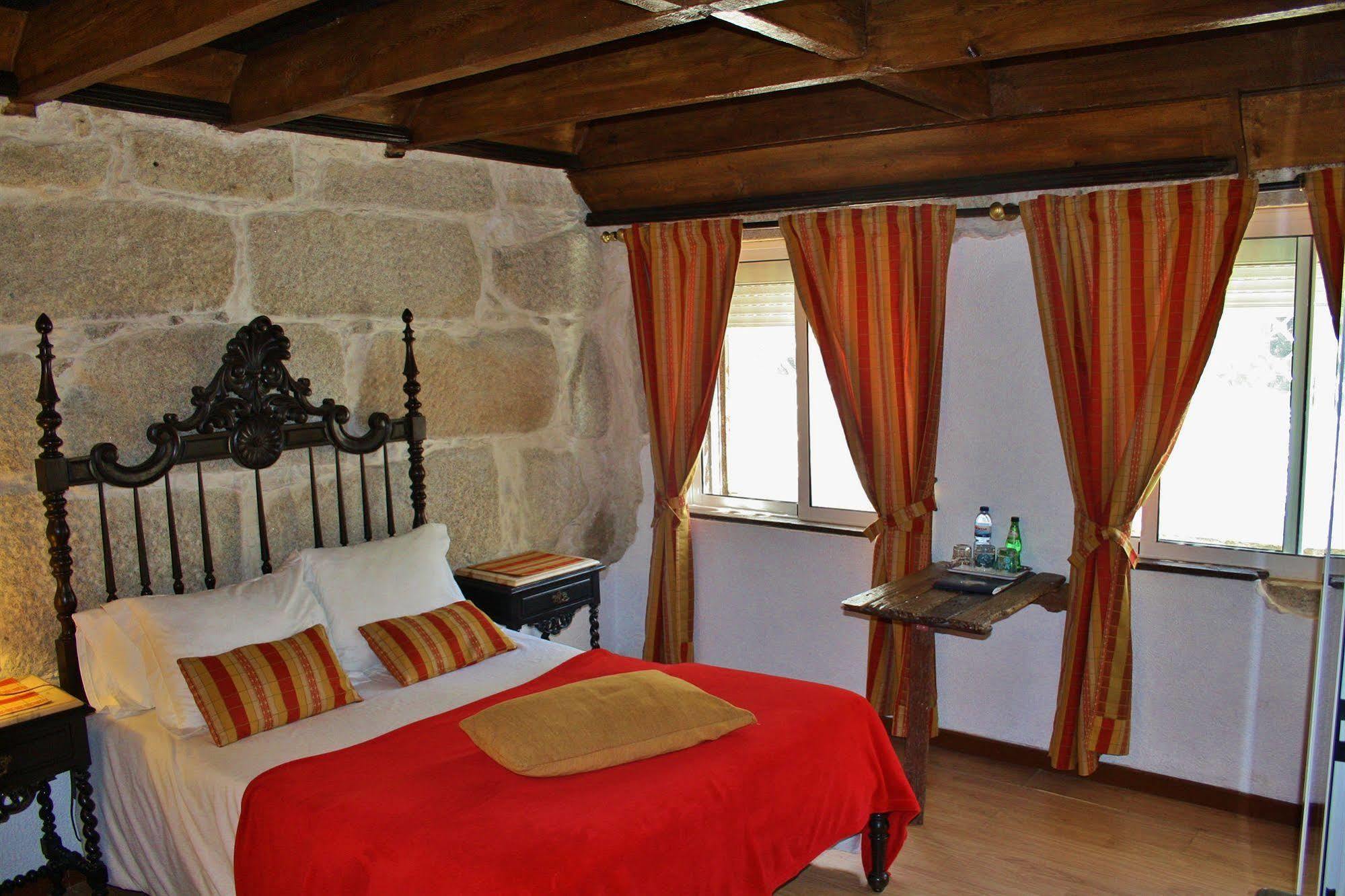 Alvares Cabral Guesthouse Porto Luaran gambar