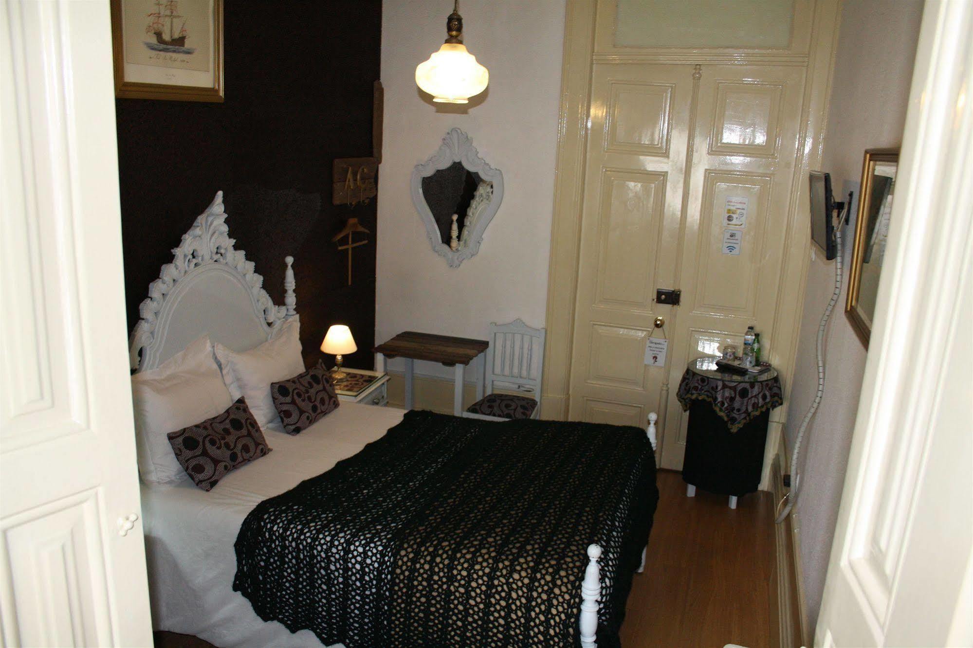 Alvares Cabral Guesthouse Porto Luaran gambar