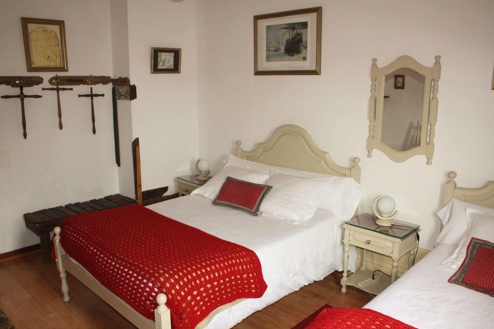 Alvares Cabral Guesthouse Porto Luaran gambar