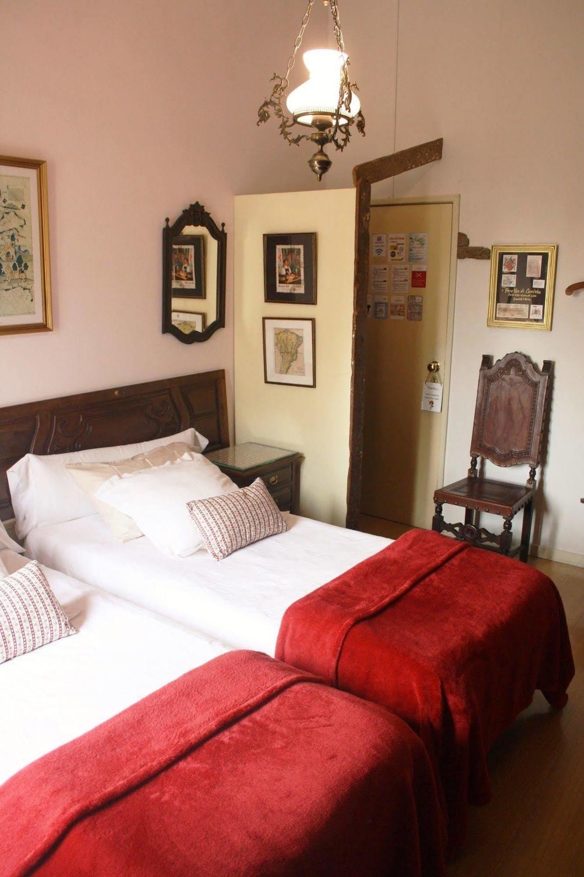Alvares Cabral Guesthouse Porto Luaran gambar