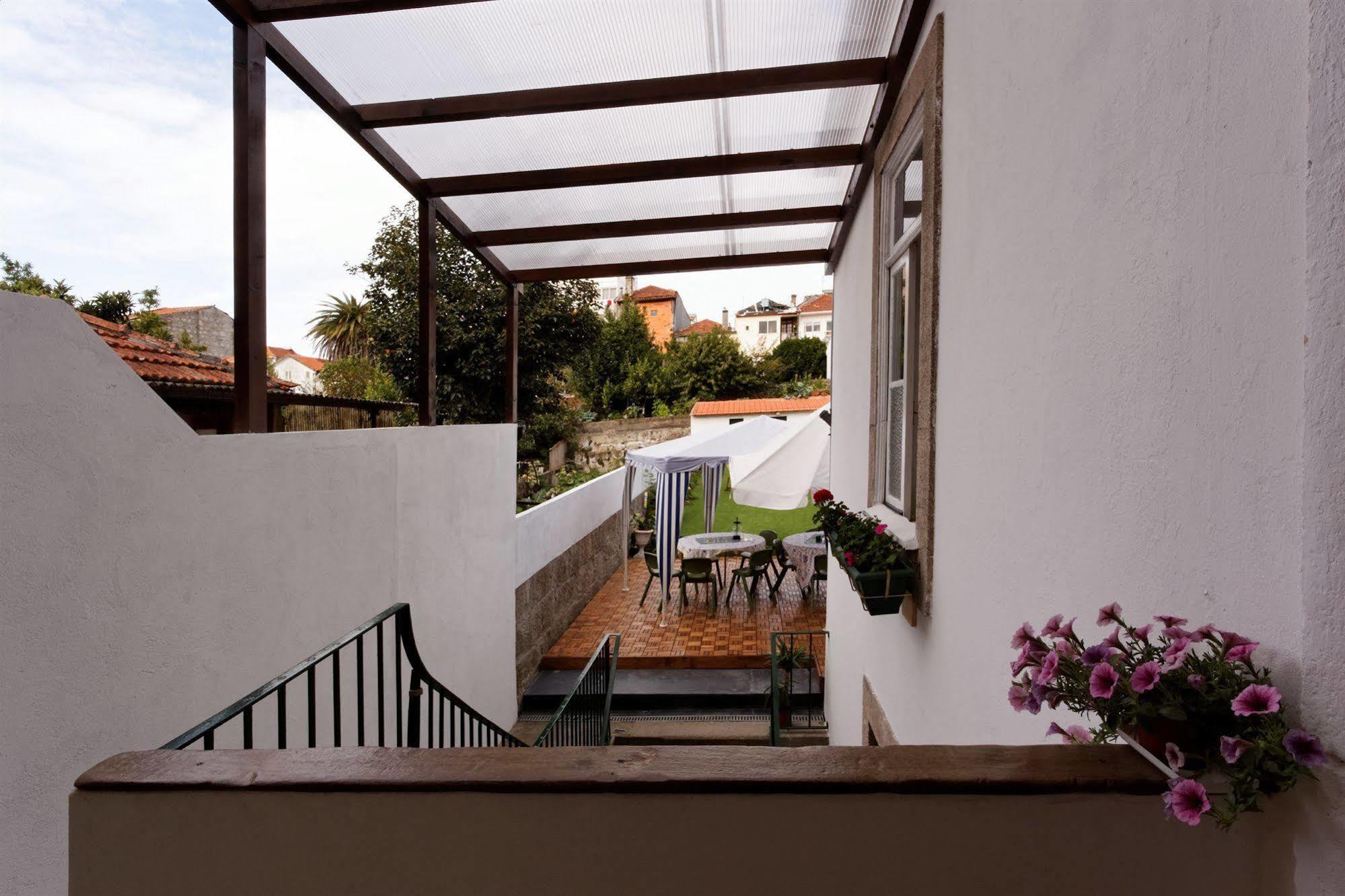 Alvares Cabral Guesthouse Porto Luaran gambar